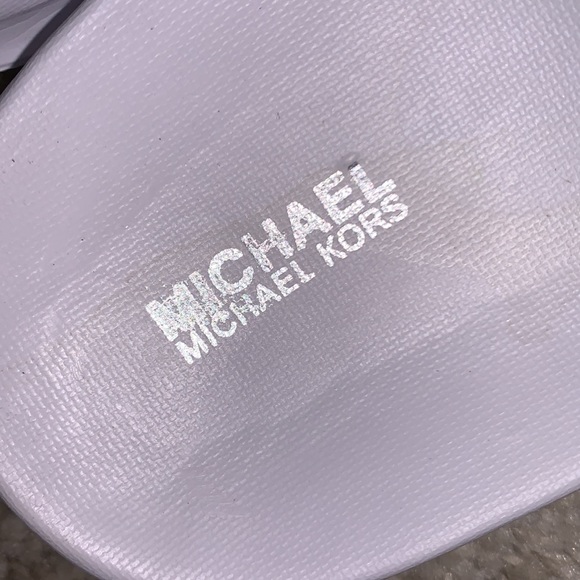 MICHAEL KORS slides - Picture 4 of 5